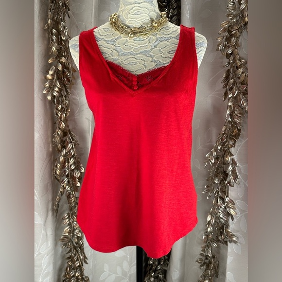 Maurices 24/7 Red Eyelet Trim Tank Top Medium Boho Chic - Picture 1 of 8